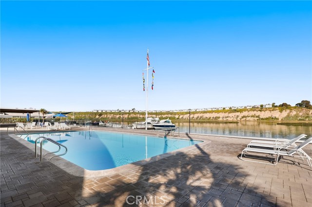 Detail Gallery Image 31 of 42 For 252 Mayflower Dr, Newport Beach,  CA 92660 - 2 Beds | 2 Baths