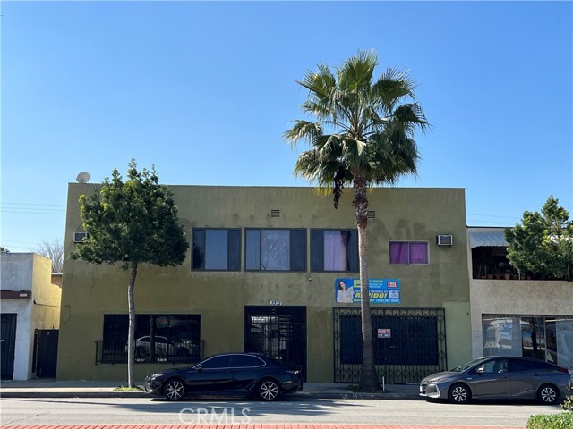 Image 1 of 33 For 5332 Beverly Blvd