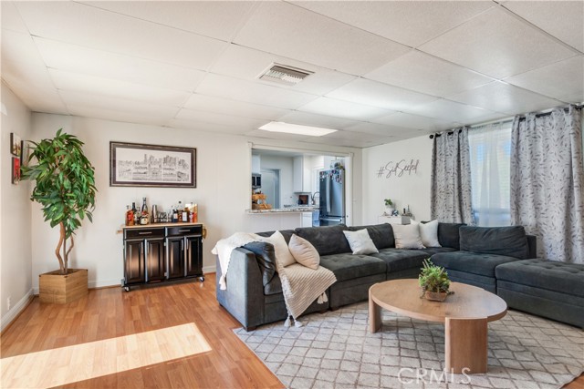 Detail Gallery Image 9 of 18 For 975 Brookside Ave, Redlands,  CA 92373 - 4 Beds | 2 Baths