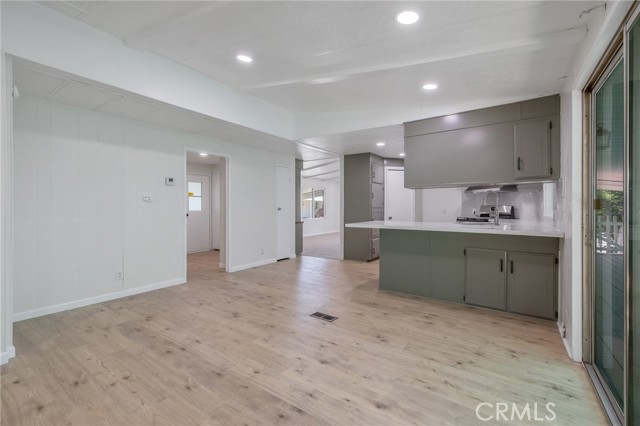Detail Gallery Image 21 of 47 For 2400 W Midvalley Ave #S8,  Visalia,  CA 93277 - 2 Beds | 2 Baths