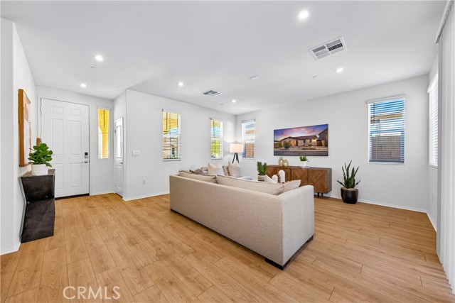 Detail Gallery Image 7 of 42 For 420 via Milano, Cathedral City,  CA 92234 - 3 Beds | 2 Baths