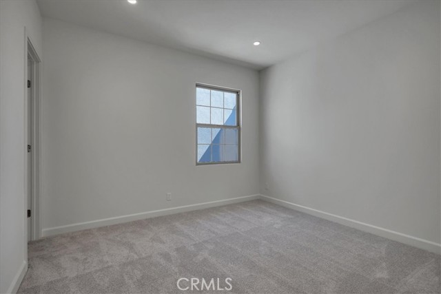 228 Birdseye, Irvine CA: https://media.crmls.org/medias/ae45e5b1-fb27-4fa0-b1ac-dae67ba75575.jpg