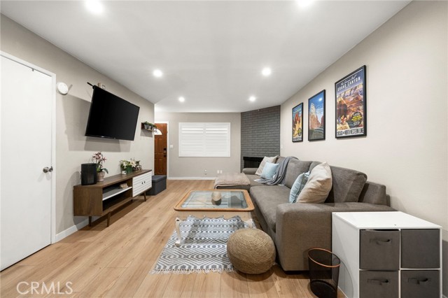 2452 Chelsea PL Unit: M