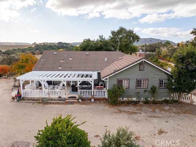 Detail Gallery Image 6 of 51 For 4350 Vineyard Dr, Paso Robles,  CA 93446 - 4 Beds | 3/1 Baths