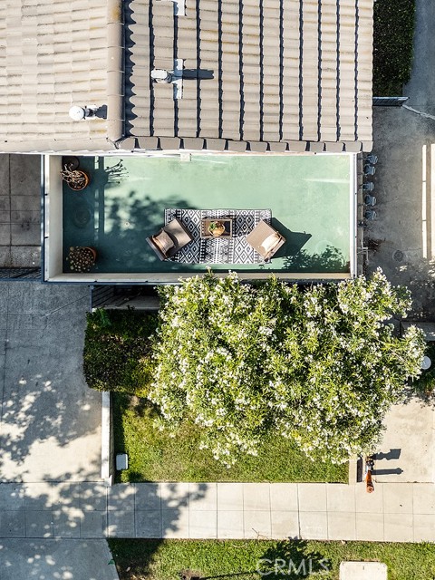 1018 Magnolia Street, South Pasadena CA: https://media.crmls.org/medias/ae48abff-621b-4398-bb68-d4f4d4868025.jpg