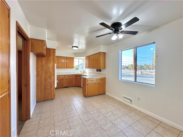 Detail Gallery Image 6 of 26 For 997 4th St, Calimesa,  CA 92320 - 3 Beds | 2 Baths