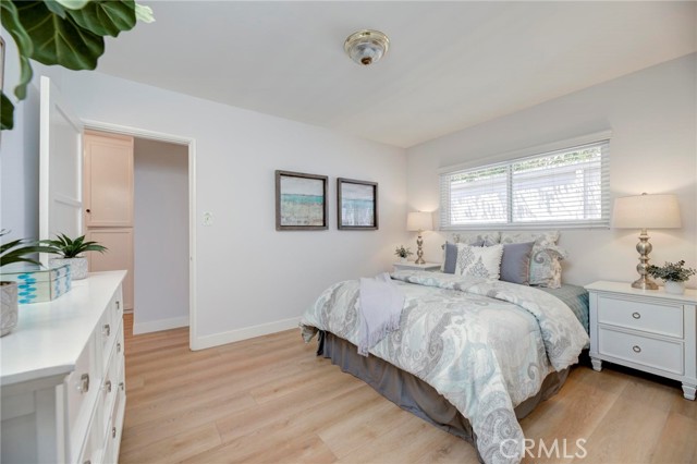 Detail Gallery Image 12 of 40 For 1311 Voorhees Ave, Manhattan Beach,  CA 90266 - 3 Beds | 2 Baths