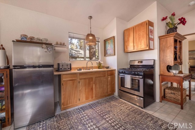 Detail Gallery Image 14 of 31 For 417 Spruce, Sugarloaf,  CA 92386 - 2 Beds | 2 Baths