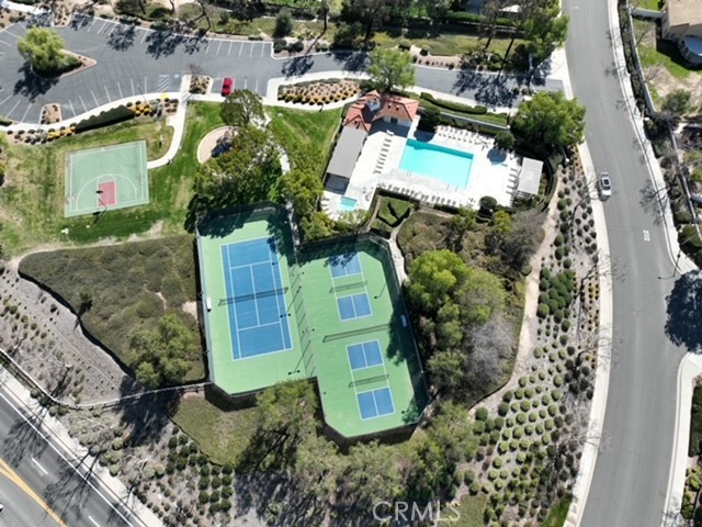 Image 42 of 43 For 44035 Sheldon Court