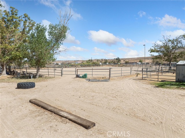 19976 Cornelian, Apple Valley CA: https://media.crmls.org/medias/ae4a9a25-3e09-48a2-9e68-170657b3cfa6.jpg