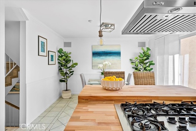 2000 Mathews Avenue, Redondo Beach, California 90278, 2 Bedrooms Bedrooms, ,2 BathroomsBathrooms,Residential,Sold,Mathews,SB22083449