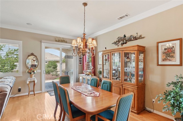 5206 Corte del Cabo, Hemet CA: https://media.crmls.org/medias/ae4add32-d4a4-499c-93f8-321443325d8e.jpg