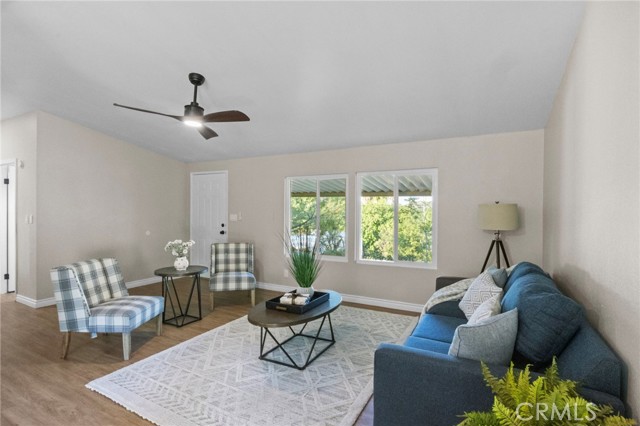 27255 Vista Avenue, Perris CA: https://media.crmls.org/medias/ae4ae614-efbc-44c2-ba15-678e896b2cb2.jpg