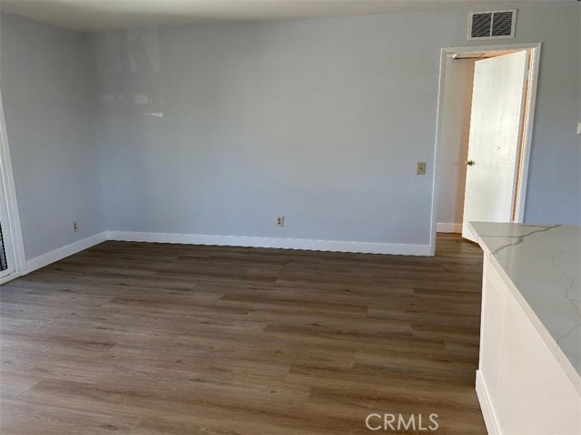 Detail Gallery Image 6 of 18 For 2811 S Fairview #B,  Santa Ana,  CA 92704 - 1 Beds | 1 Baths