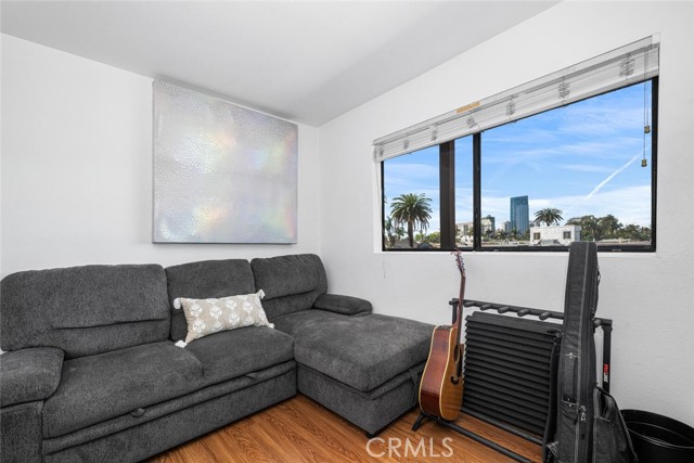 Detail Gallery Image 24 of 38 For 1425 E 2nd St #301,  Long Beach,  CA 90802 - 3 Beds | 2 Baths