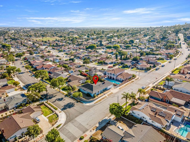 511 E Los Amigos Avenue, Montebello CA: https://media.crmls.org/medias/ae4bfe7f-65b1-46a4-881e-e9bb75e568ca.jpg