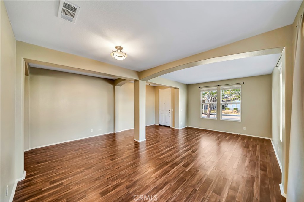 MLS #SR25232224 image #5