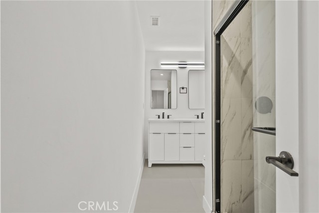 13817 Bromwich Street, Arleta CA: https://media.crmls.org/medias/ae4cfea7-651c-471a-b797-ad3011cb87d2.jpg