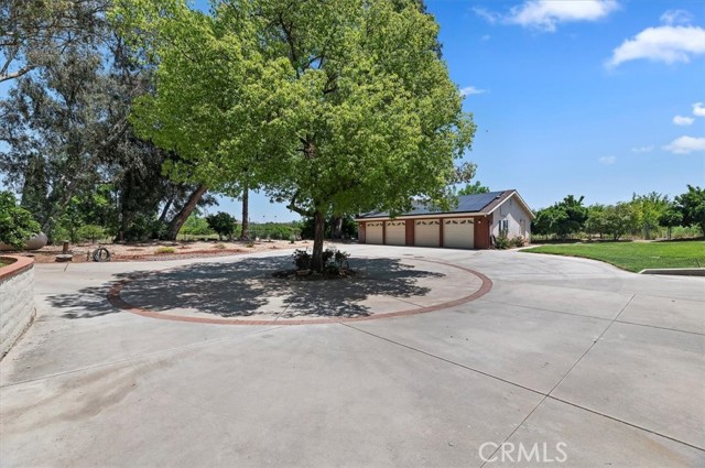 Detail Gallery Image 6 of 74 For 8180 Victoria Ave, Riverside,  CA 92504 - 4 Beds | 1/2 Baths
