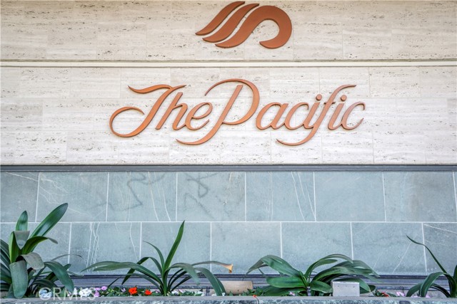 850 E Ocean Boulevard, Long Beach CA: https://media.crmls.org/medias/ae4d33f2-fec4-4fdd-ae62-662efaa63e31.jpg