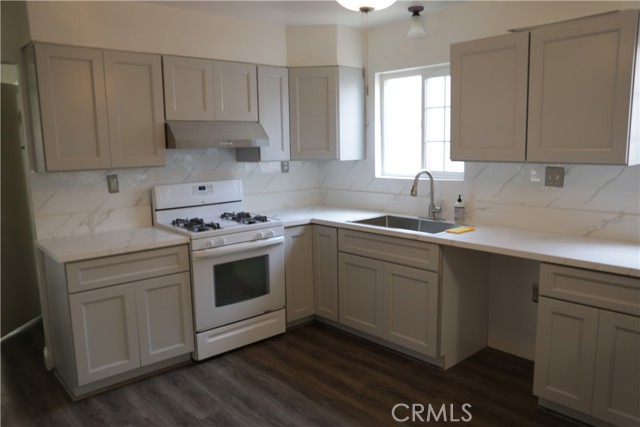 15154 Oliva Avenue, Paramount CA: https://media.crmls.org/medias/ae4d688b-5cc4-4169-adca-29334dcacd9b.jpg