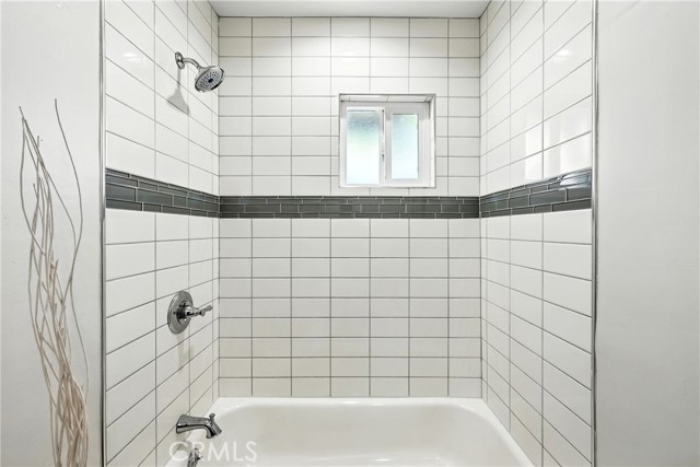 Detail Gallery Image 20 of 44 For 15605 Kervin Ave, Paramount,  CA 90723 - 4 Beds | 2 Baths