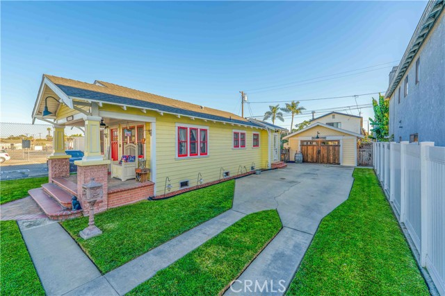 Detail Gallery Image 6 of 33 For 226 E 53rd St, Long Beach,  CA 90805 - 2 Beds | 1 Baths