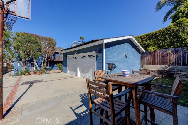 Spacious area near 2-1/2 car garage