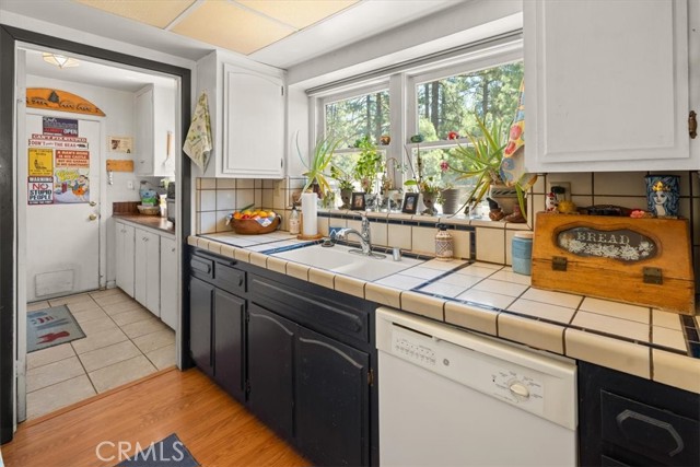 Detail Gallery Image 13 of 45 For 928 Anita Ave, Big Bear City,  CA 92314 - 4 Beds | 2 Baths