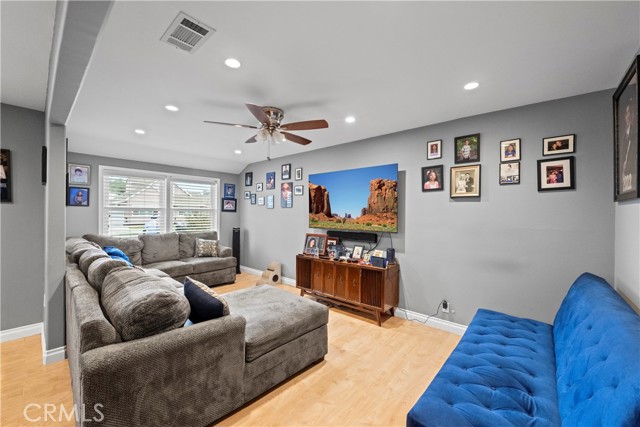 Detail Gallery Image 15 of 45 For 13003 El Moro Ave, La Mirada,  CA 90638 - 4 Beds | 2 Baths