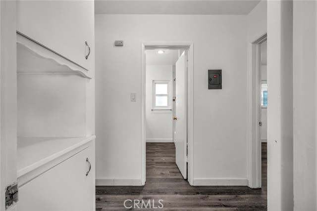 Detail Gallery Image 10 of 18 For 3706 Redondo Beach #B,  Torrance,  CA 90504 - 2 Beds | 1 Baths