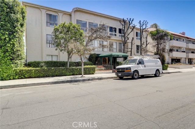5250 Zelzah Avenue, 7A photo 3