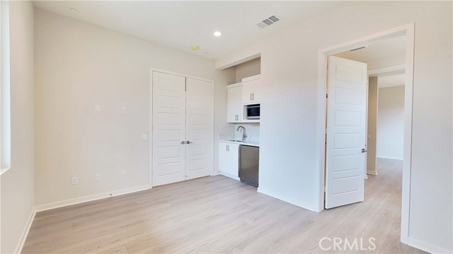 Detail Gallery Image 19 of 44 For 6536 Canyon Oaks Dr, Simi Valley,  CA 93063 - 5 Beds | 5/1 Baths