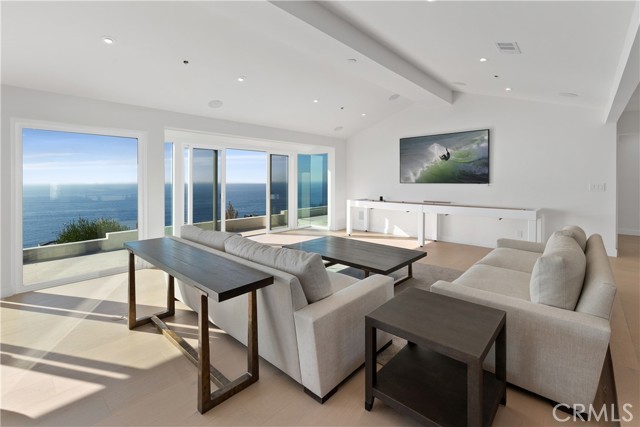 33771 Cabrillo, Dana Point CA: https://media.crmls.org/medias/ae515aea-4b96-4b14-ae08-b44d8dbded0a.jpg