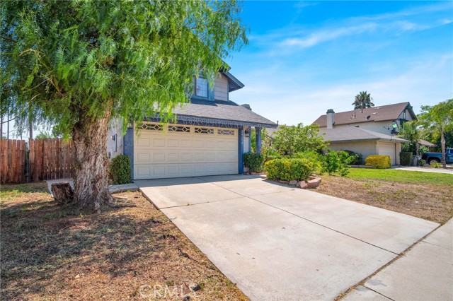 24179 Sun Valley Rd., Moreno Valley CA: https://media.crmls.org/medias/ae51d697-a7c2-4dba-8703-233a45c81d87.jpg
