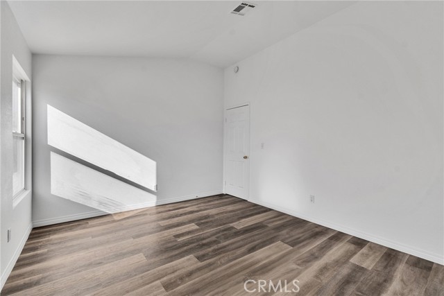 Detail Gallery Image 12 of 63 For 4314 Tornado, Palmdale,  CA 93552 - 3 Beds | 3 Baths