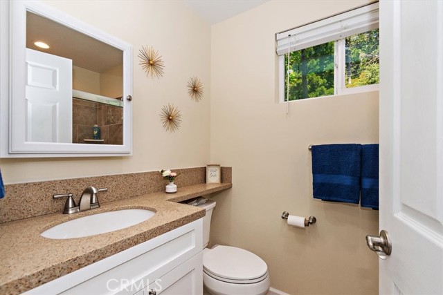 Detail Gallery Image 15 of 27 For 27951 Crest Estates Dr, Lake Arrowhead,  CA 92352 - 1 Beds | 1 Baths