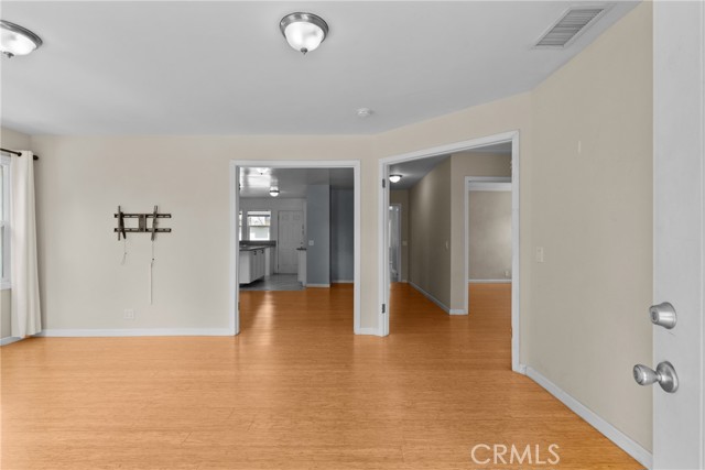 Detail Gallery Image 7 of 39 For 1904 Armacost Ave, Los Angeles,  CA 90025 - 3 Beds | 2 Baths