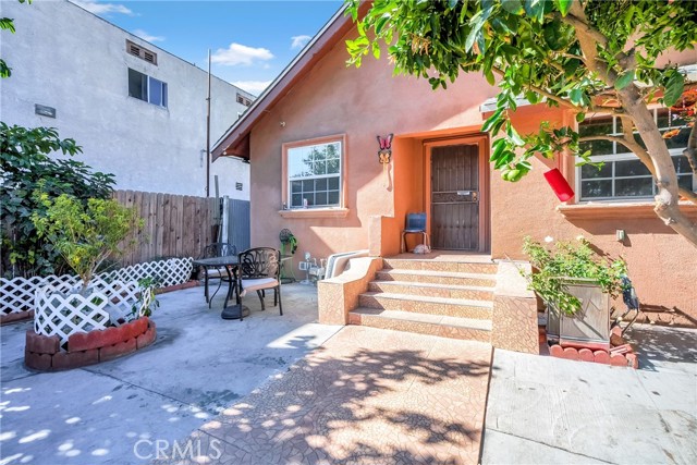 Detail Gallery Image 4 of 37 For 5307 5307 1/2 Compton Ave, Los Angeles,  CA 90011 - – Beds | – Baths