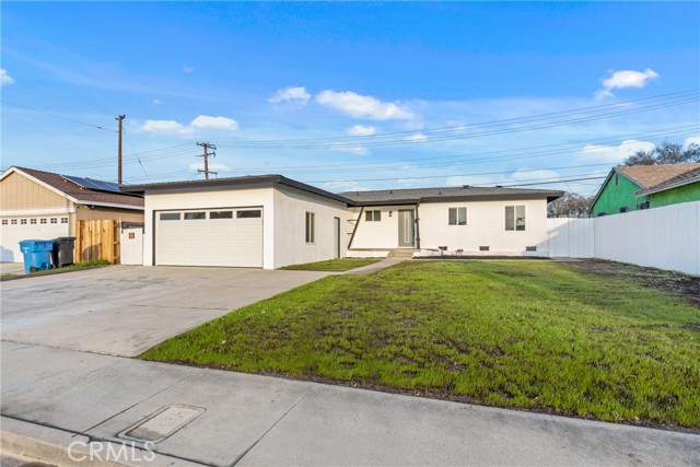Detail Gallery Image 1 of 1 For 974 Gleneagles Ave, Pomona,  CA 91768 - 3 Beds | 2 Baths