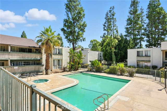 8601 International Avenue, Canoga Park CA: https://media.crmls.org/medias/ae52ec48-bcfd-4b77-b4c8-d25a206ff45d.jpg