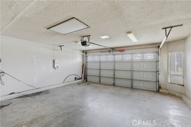 Detail Gallery Image 23 of 37 For 13645 Agate Way, Victorville,  CA 92392 - 3 Beds | 2 Baths