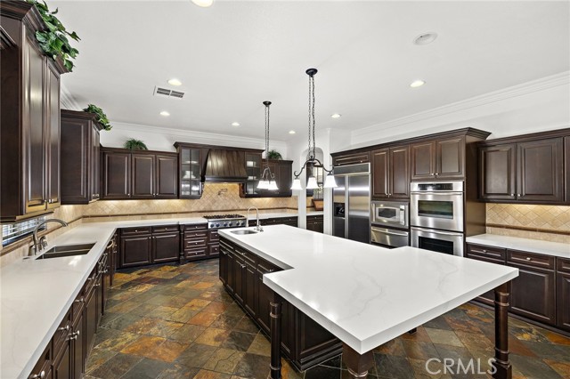 Detail Gallery Image 15 of 32 For 8120 Sunset Rose Dr, Corona,  CA 92883 - 5 Beds | 5/1 Baths