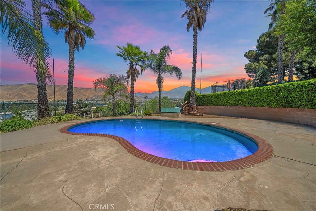33708 Washington Drive