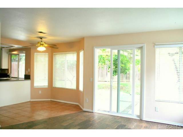 Detail Gallery Image 3 of 12 For 40050 Oak Grove Ave, Murrieta,  CA 92562 - 4 Beds | 2/1 Baths