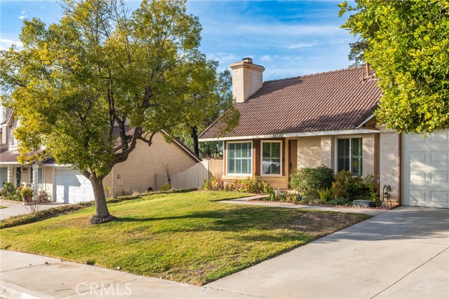 Detail Gallery Image 2 of 30 For 24592 Meadow Grass Way, Moreno Valley,  CA 92557 - 3 Beds | 2 Baths