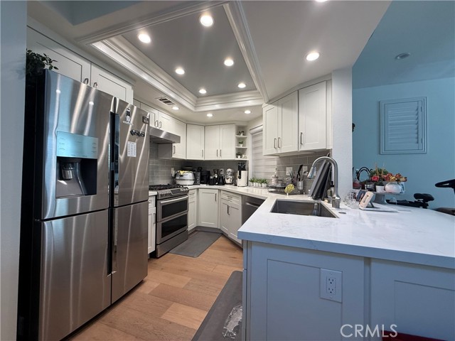 Detail Gallery Image 10 of 13 For 9 Rue Brittany, Lake Forest,  CA 92610 - 3 Beds | 2/1 Baths