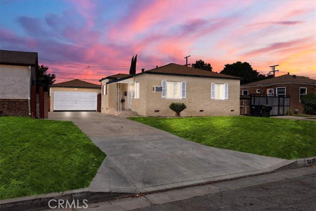 8829 Walnut St, Bellflower, CA 90706