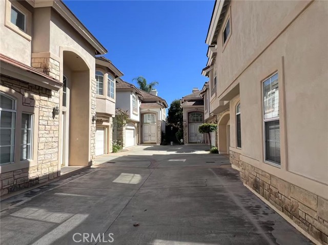 326 Genoa, Arcadia CA: https://media.crmls.org/medias/ae59c0ca-2f53-4843-9546-62e95d9c2553.jpg