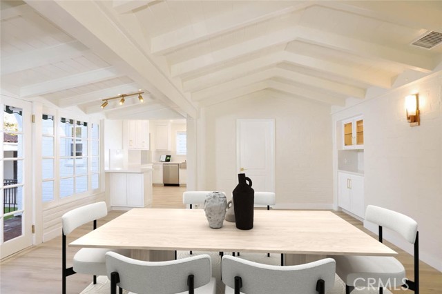 Detail Gallery Image 11 of 45 For 1210 Graynold Ave, Glendale,  CA 91202 - 3 Beds | 2 Baths